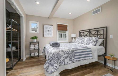 2min walk downtown-Pet Friendly-Offstreet Parking - Foto 14