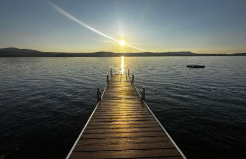 Well-appointed Adirondack cabin directly on 9-mile lake - Foto 4