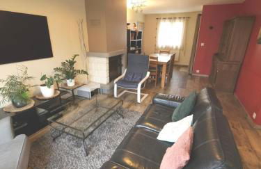 Maison de famille 4-6 personnes à 5 min du Futuroscope - Foto 1