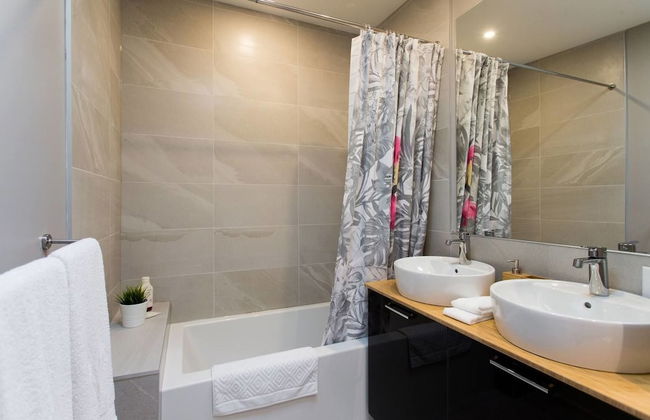 Brand New 3 Bedroom With Rooftop Patio - Foto 54