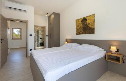 Beautiful Home In Nedescina With Wifi - Foto 30