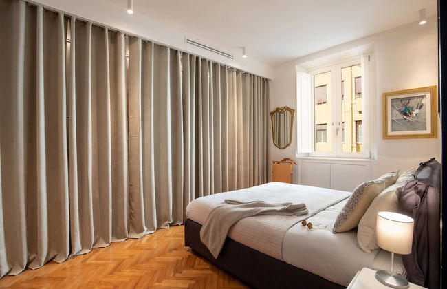 Wonderful 1 Bedroom Apartament in the City Center - Photo 3