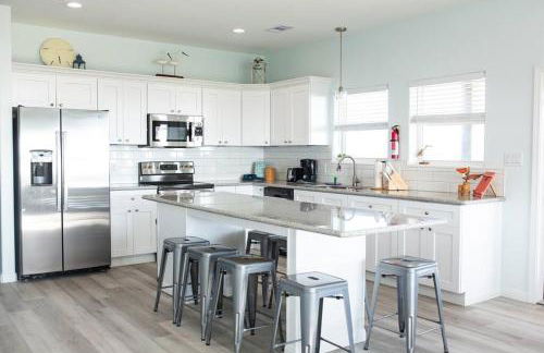 Crystal Beach Beachfront, Heated Pool, Sleeps 10 - Foto 34