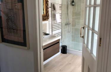 The Cricketers House - Photo 24