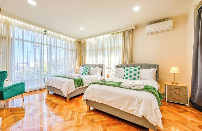 StayAU Spacious 6BR McKinnon Pool Home - Foto 17