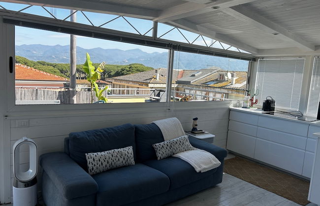 Cosy Apartment With Terrace View in Sarzana, Italy - Foto 3