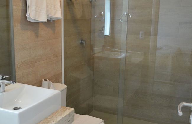 Wave Suítes Hotel & Lounge Bar - Photo 14