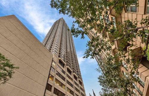 2bd River North Condo with Million Dollar Views! condo - Photo 5