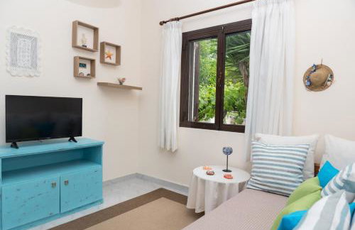 ILIOCHARI sea view apartments Oropos - Kalamos - Foto 15