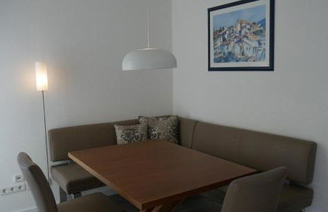 Stadtnahe Komfortferienwohnung für Familien und Geschäftsreisende - Foto 8