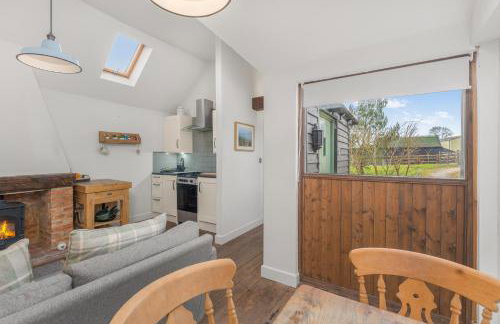 The Nook, 1 Bedroom Cottage with Indoor Fireplace - Foto 17