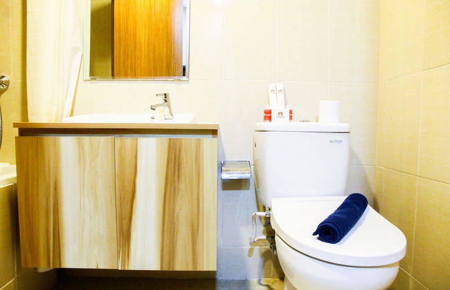 Modern Style The Oasis Studio Apartment with Comfortable Sofa - Foto 18