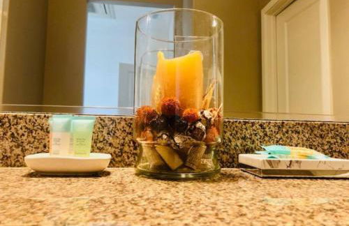 Near Stanford Luxury Retreat 1 Gigabit Fast WiFi Two Car Garage Masterbedroom King Size Bed Walk-in Closet and Walk-in Shower - Foto 15