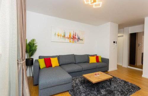 Apartment - free parking in garage , mountain and seaview , quiet neighbourhood - Photo 4