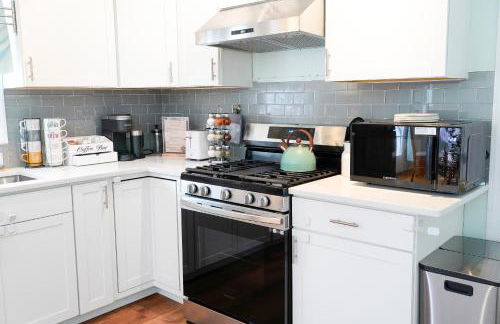 Family River Valley Retreat with Fireplace - Foto 10