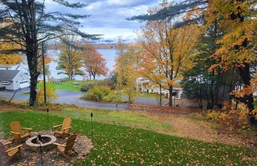 Spacious, modern, home by the lake! - Foto 1