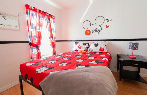 Spacious 4-bedroom 2-bath Abode - Foto 15