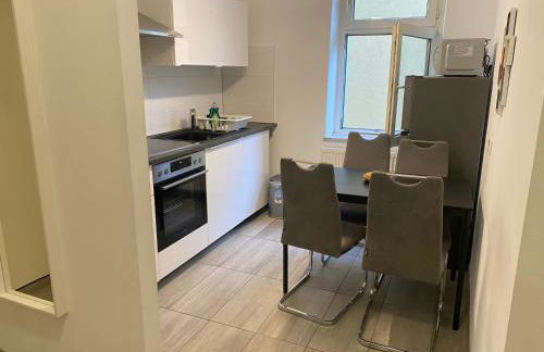 House-In Apartments Essen - Free Parking - WiFi - Kitchen - Foto 1