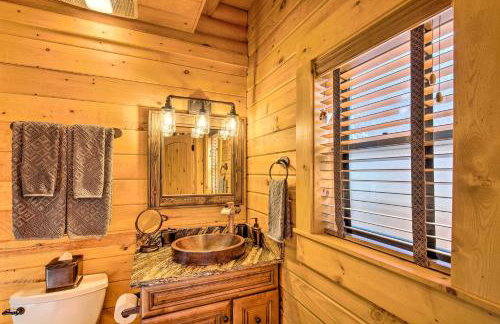 Luxury Mountain Cabin with Furnished Deck and Views! - Foto 15