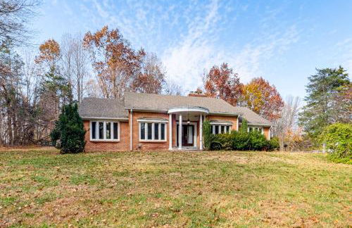 Serene and Spacious! Family-Friendly Catharpin Home - Foto 25