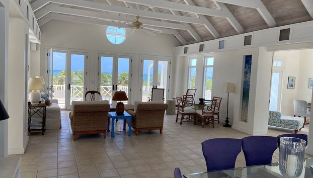 Coastal Charm: Newly Renovated Historic Cottage On The Beach - Foto 5, Zona de estar