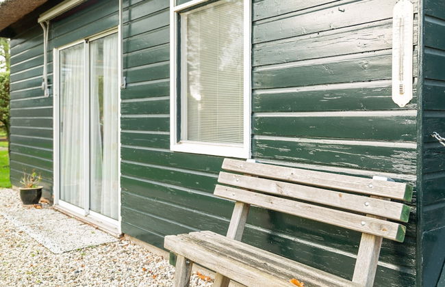 Cozy House with a Boat near Giethoorn & Weerribben Wieden National Park - Photo 8
