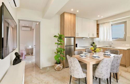 Comfy apartmt near beach with pool dining area - Photo 2