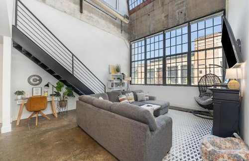 The Coolest Loft in the Cincinnati Area - Photo 21