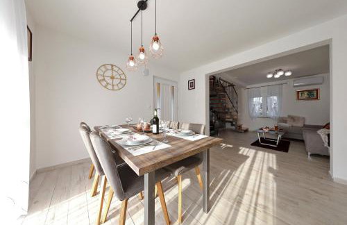 Holiday Home Hrast - Photo 3