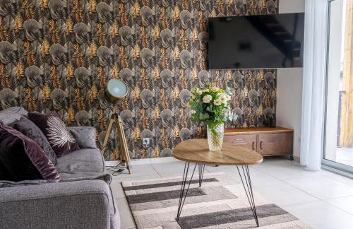 La Villa Perchée, Appartements Élégants, sauna Privé, sport, terrasses et Vue Panoramique, Parking protégé, proche PARIS - Foto 40