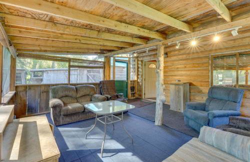 Historic Century-Old Cabin in Downtown Hope - Photo 15