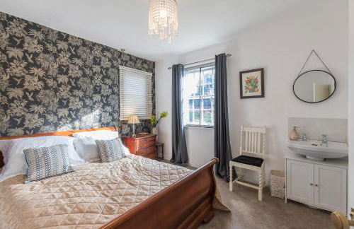 Historic Spacious Central 6 BR Town House Uckfield Sussex - Foto 12