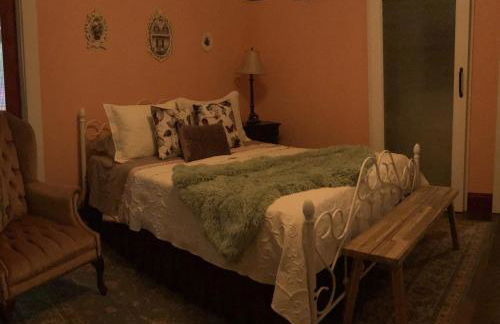 IreneHouse Victorian INN - Photo 21