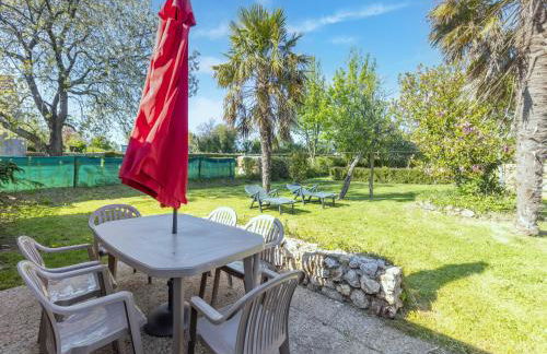 Charming Home with Orchard - Foto 23