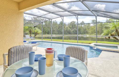 Sunny lake view villa with pool spa - close to attractions - Foto 35