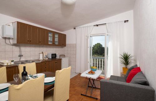 Marina's Apartments - Photo 9