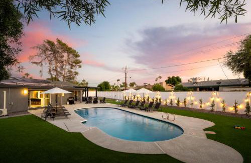 5 BR with Heated Pool, Fire Pit, BIG Backyard in Paradise Valley - Foto 48