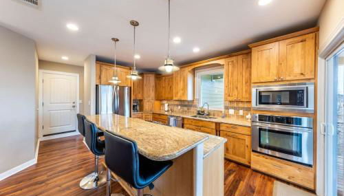 5BR 3BA Spicewood Prime Waterfront w Dock, Theater and Game Room by Austin Vacay - Foto 4