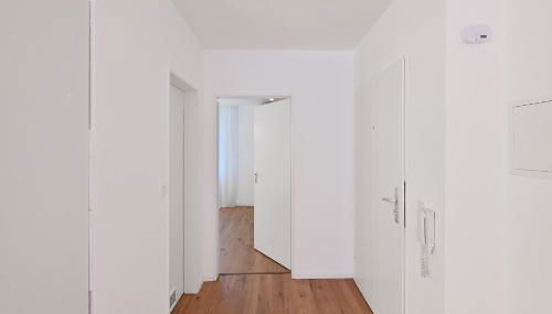 Beautiful 2-Room Apartment in City Center with Kitchen and Free Wifi - Foto 3, wardrobe