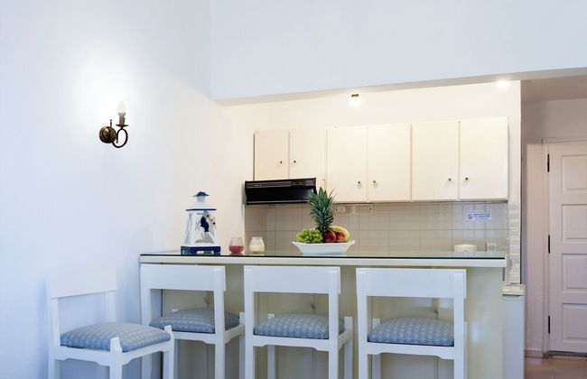 Sofia Studios - Photo 40