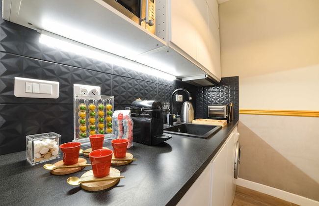 The Majestic Garden Suite - Photo 37