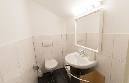 LokoMotel-Wohnung, Luxus Ferienwohnung im Lokschuppen - Foto 20