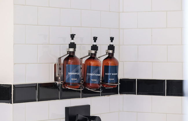 Roami at The Palace - Photo 53