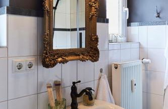 Little Wizard Apartment Hamburg - bis 4 Personen - 44 qm - Küche - Smart TV - kostenloser Parkplatz - Foto 24