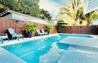 The Miami Grove Oasis - Photo 3