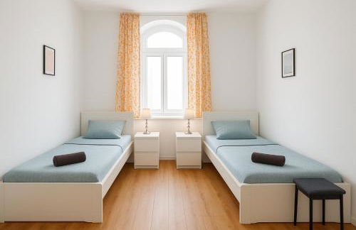 Monteurszimmer Move-in2Stay - Einzelbetten, Smart TV, Wifi - Foto 5