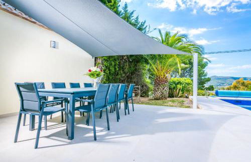 Casa Juana is a modern, luxury, exclusive, 6 bedroom villa. - Foto 73