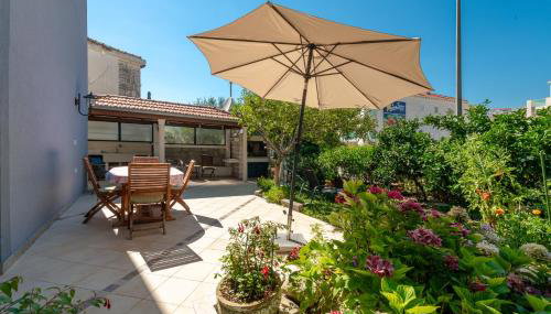 Uvala Apartment - Foto 2, Garden view