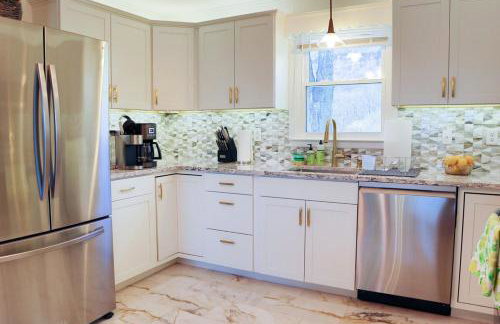 The Yuzu stunning mountain retreat with hot tub - Foto 14