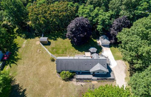 All Decked Out - Secluded getaway near beach access - Foto 33